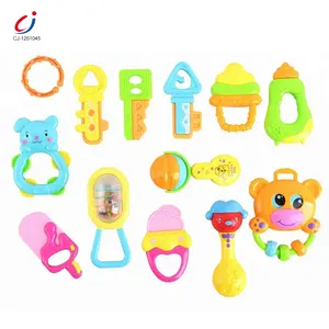 中国OEM定制婴儿玩具挂铃感官教育手铃彩色设计卡通玩具硅胶婴儿拨浪鼓
