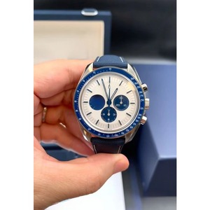 Customized 41mm Moissanite Stainless Steel Luxury Men's Automatic Mechanical Watch with Analog Dial <b>Display</b> of Power Reserve - Product Image 2