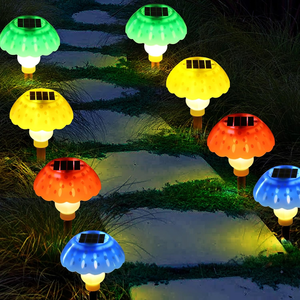 Lot <span class=keywords><strong>de</strong></span> 4 lampes solaires LED, petites lampes <span class=keywords><strong>de</strong></span> jardin en forme <span class=keywords><strong>de</strong></span> champignon, étanches IP65, blanc chaud, pour jardin, balcon - Product Image 5