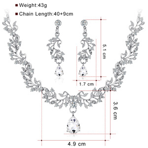 <span class=keywords><strong>Set</strong></span> perhiasan berlian pengantin, <span class=keywords><strong>Set</strong></span> perhiasan berlian pengantin elegan kalung kaca paduan air minimalis gaya baru - Product Image 2
