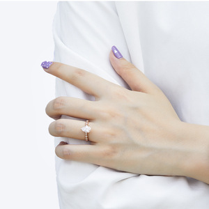 Anillo de plata de ley 925 con circonita cúbica en forma de pera, chapado en oro, elegante, ideal como regalo de boda o compromiso para mujeres. - Product Image 2