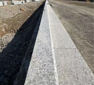 Cordolo in Granito Personalizzato Grigio Chiaro e Bianco <span class=keywords><strong>per</strong></span> Bordi di Vialetti e Giardini - Product Image 5