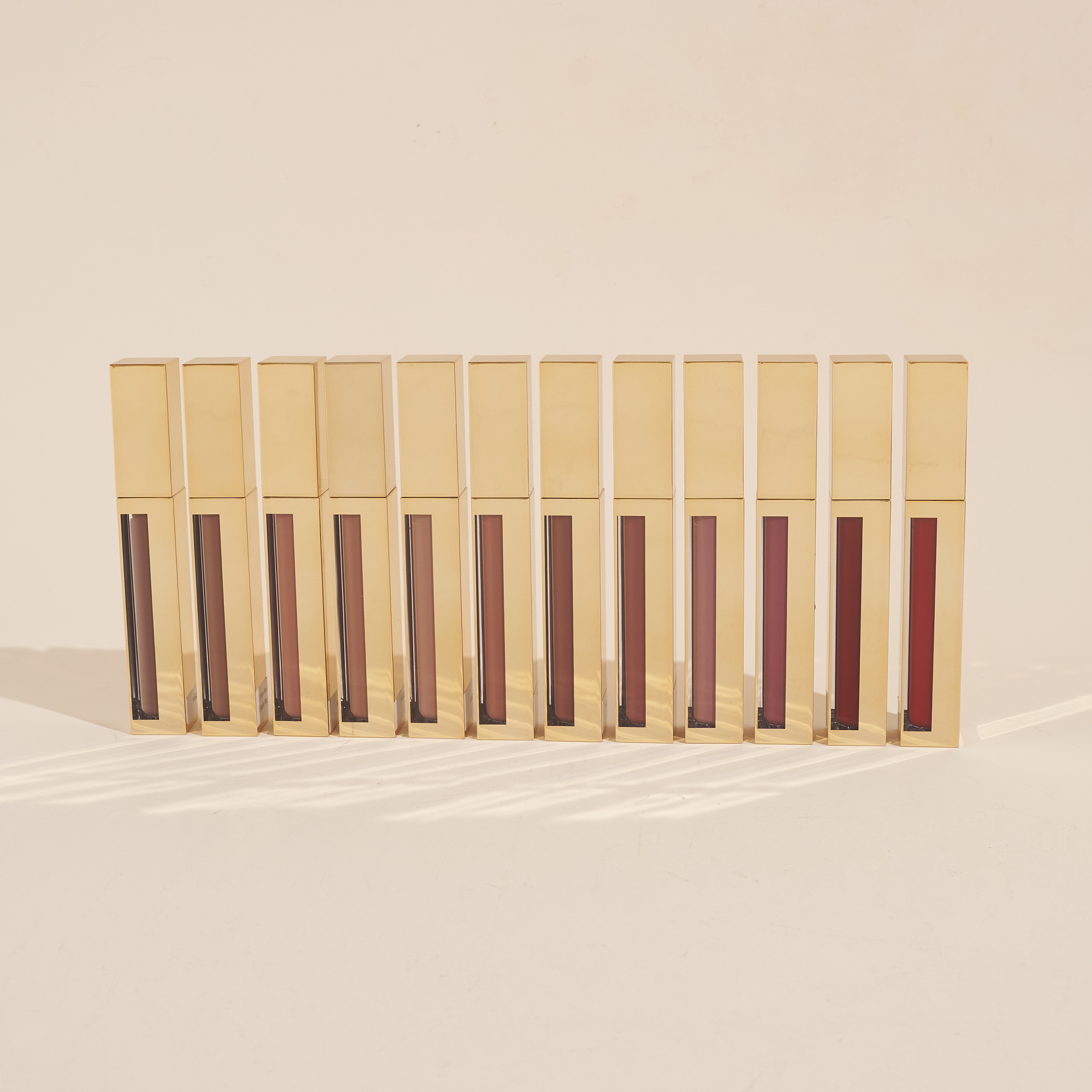 Свой собственный бренд косметики высокий пигмент Увлажняющий блеск для губ, матовый/Shimmer длительный метка частного назначения Матовая жидкая губная помада