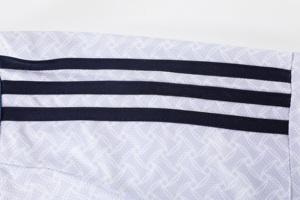 Camiseta de Fútbol Personalizada de Poliéster Transpirable de Calidad Tailandesa, Secado Rápido, Malla, Número 7, Vini Madrids, Fútbol 2025 2026 - Product Image 3