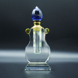 CJ-3ml en forme de <span class=keywords><strong>Violon</strong></span> Rechargeable Personnalisé <span class=keywords><strong>D</strong></span>écoration Cristal Bouteille de Parfum <span class=keywords><strong>D</strong></span>'huile Bouteilles De Parfum Vides - Product Image 1