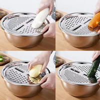 Ensemble de 3 Ustensiles de Cuisine en Métal en Acier Inoxydable : Coupe-Fruits et Légumes, Râpe, Découpeuse, Trancheuse avec Bassine d'Égouttage et Hachoir