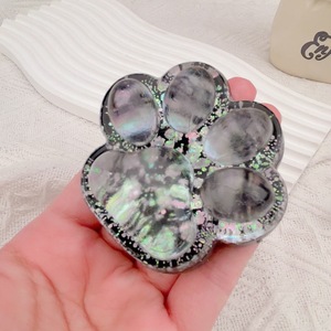 ของเล่นบีบมือรูปอุ้งเท้าแมว JO Glitter Cat Paw Mochi ทำจากวัสดุ TPR นุ่ม ยืดหยุ่น ให้ความรู้สึกสัมผัสพิเศษ ช่วยคลายความวิตกกังวล เหมาะสำหรับเด็กอายุ 5 ปีขึ้นไป - Product Image 2