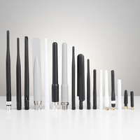 Antenne Wi-Fi omnidirectionnelle à gain élevé double bande 2,4 GHz en caoutchouc 8 dBi verticale avec connecteur SMA pour amplificateur de signal sans fil