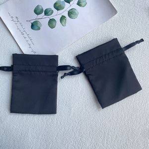 Sacs cadeaux en satin écologiques avec cordon de serrage pour bijoux, maquillage, vêtements, chaussures, emballages de luxe - Product Image 6