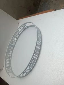 Bandeja de Servicio de Metal Blanca con Asas de Metal, Bandeja de Metal Hecha a Mano para Cocina, Comedor, Decoración de Hotel - Product Image 4