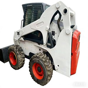 Minicargadora Caterpillar S70 185 300 USA con barredora cerrada, CAT D4 D6 D7 en stock, 95% nueva, buen estado, barata en venta - Product Image 3