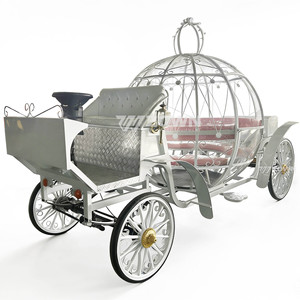 Chariot de Mariage Électrique Personnalisable à 4 Roues, Modèle Citrouille de Cendrillon, Tendance et en Promotion, pour 4 à 6 Personnes, Idéal pour le Tourisme - Product Image 6