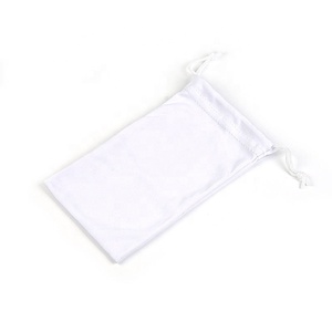 Großhandel Bedruckte Mikrofaser-Brillentasche mit Kordelzug und Stoffeinlage für Sonnenbrillen und Korrekturbrillen - Product Image 4