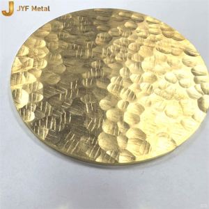 แผ่นเหล็กสแตนเลสสีเงินลายรังผึ้ง ผิวแบบค้อนทุบ ตามมาตรฐาน JIS สำหรับงานดัด ตัด เชื่อม ความหนา 0.5-0.8 มม. สำหรับผนัง - Product Image 2