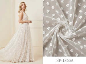 <span class=keywords><strong>Tela</strong></span> de Malla de Poliéster con Bordado de Margaritas y Rosas Blancas <span class=keywords><strong>para</strong></span> Vestidos de Niñas, Trajes de Baño y Bodas - Product Image 5