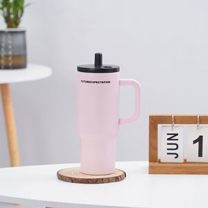 Vaso Térmico de Viaje de 720ml (24oz) con Asa, de Acero Inoxidable, Antiderrames, Aislamiento al Vacío de 6-12 Horas, Tapa, Popote y Base Antideslizante para Té Frío - Product Image 5