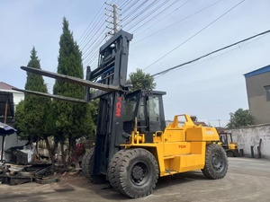 รถยกดีเซล TCM FD 230 สำหรับพื้นที่ขรุขระ ขับเคลื่อน 4 ล้อ เสากระโดงสามท่อน ยางลม  ควบคุมแบบนั่ง  พร้อมระบบไฮดรอลิก  ระบบเปลี่ยนทิศทางล้อด้านข้าง - Product Image 6