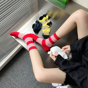 Chaussettes mi-hautes plissées rayées en <span class=keywords><strong>coton</strong></span> <span class=keywords><strong>pour</strong></span> femmes, toutes saisons, colorées - Product Image 6
