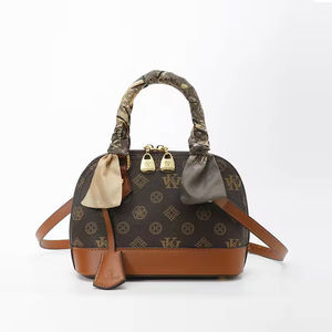 Bolso Tote Casual de Moda para Mujer, Cierre Abierto, Correa Desmontable, Impermeable, de Lujo, para Uso Diario en la Oficina - Product Image 4