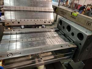 Machine d'extrusion de profil en <span class=keywords><strong>PVC</strong></span>, plastique, upc, pour fabrication de chaîne de tuyau - Product Image 2