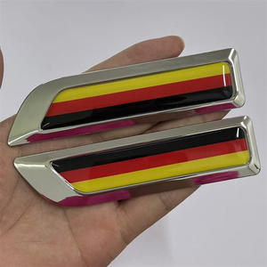 Emblema Metálico 3D con Bandera Mundial <span class=keywords><strong>para</strong></span> Coche, Adhesivo <span class=keywords><strong>para</strong></span> Guardabarros Laterales, Emblema <span class=keywords><strong>para</strong></span> Maletero Trasero - Product Image 4