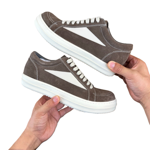 Zapatillas Deportivas Casuales de Lona Marrón con Forro de Malla, Antideslizantes, con Detalles Blancos, para Hombre - Product Image 1