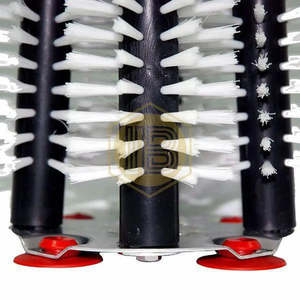 Spazzole integrate per la pulizia del vetro - Product Image 4