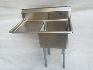 Mesa de fregadero de un compartimento de acero inoxidable con respaldo contra salpicaduras con pies ajustables con escurridor izquierdo para restaurante - Product Image 4