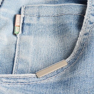 Étiquettes de vêtements de style mode, logo gravé sur mesure, clip métallique pour vêtements, pour sweats <span class=keywords><strong>à</strong></span> capuche, sacs <span class=keywords><strong>à</strong></span> main, clips métalliques de finition - Product Image 3