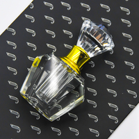 Diskon besar kualitas tinggi Volume kecil 3ml minyak esensial parfum kristal Sub-dikemas botol parfum kristal kualitas tinggi