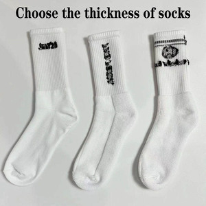 OEM Qichuan Logo personnalisé Mid Cap Chaussettes de <span class=keywords><strong>sport</strong></span> Chaussettes Jacquard Design Plus avec caractéristique antibactérienne pour les sports de rue d'automne - Product Image 3