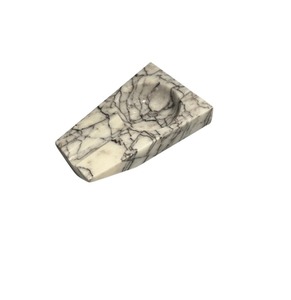 Cenicero de Cigarros de Mármol Blanco Afyon Natural de Lujo, Porta Tabaco Triangular de Piedra para Oficina Ejecutiva, Hotel, Bar, Regalo Profesional - Product Image 1