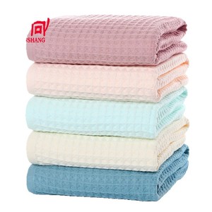 Xinshang Pure Cotton <b>Waffle</b> Bath Towel 70x140cm Soft Absorbent Home Use Rectangle Solid Color Towel Sheet - Product Image 3