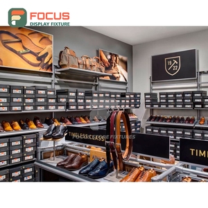 Exhibidores de Piso de Material Reciclado para Tiendas de Diseño, Diseño Interior de Tiendas de Ropa - Product Image 6
