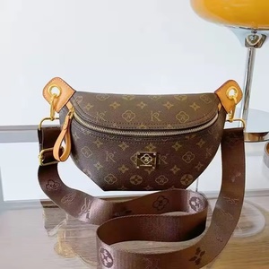 Sac à main décontracté de luxe pour femme, de haute qualité, avec fermeture éclair, en cuir véritable, imperméable, avec décoration rayée - Product Image 1