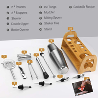 Kit de barman professionnel de luxe avec logo personnalisé, ensemble de shakers à cocktails, matériau en acier inoxydable durable, ensemble de mixologie, base en bambou