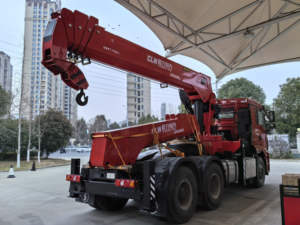 رافعة شاحنة نصف مقطورة هيدروليكية من شاكمان زوملايون، وحدة جر، رافعة شاحنة بقدرة رفع 50 كيلو نيوتن.متر للنقل في الموانئ والمناجم - Product Image 4