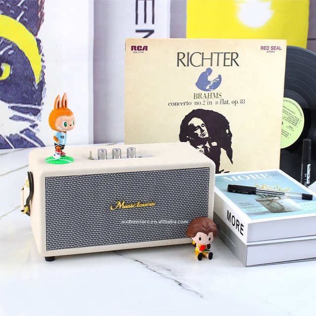 Portable Retro Wireless Blue Tooth Speaker with High and Low Sounds Popular Products Creative Speaker for Home and Outdoor