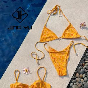 Bikini de Dos Piezas con Estampado de Lujo Personalizado para Verano, Bikini Micro de Poliéster Sostenible OEM - Product Image 4