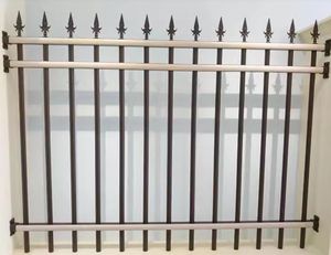 המפעל ישיר באיכות גבוהה מרפסת מותאמת אישית גדר פחמן פלדה אלומיניום מגולוון סגסוגת זכוכית - Product Image 6