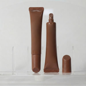 ملمع شفاه 10 لون وردي من البلاستيك الناعم مع غطاء ملمع شفاه فارغ من البولي إيثيلين مع غطاء ملولب وطباعة خاصة - Product Image 6