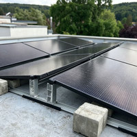 Système de support de montage photovoltaïque durable en aluminium East-WestSolar pour toits plats et installations au sol avec structure de ballastage, stock UE