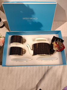 Bestselling Black 300ml Bone China <b>Tea</b> Cups <b>Set</b> with <b>Pot</b> Gift Box Coffee & <b>Tea</b> <b>Set</b> Food Contact Safe Country Style - Product Image 2