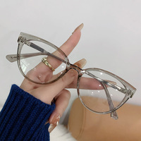 TR Anti Blue Light Gafas ópticas Marco de mariposa de moda Diseño de ojo de gato en marcos de oro rojo transparente Legible Elegante