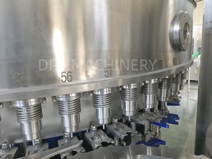 Équipement de Triblock pour remplir l'eau avec l'ascenseur et le convoyeur de chapeau - Product Image 3