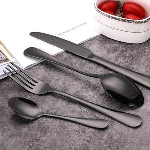 Cubiertos de Acero Inoxidable 304 Negro, Juego de Cubiertos de Lujo de <span class=keywords><strong>24</strong></span> <span class=keywords><strong>Piezas</strong></span>, Utensilios Reutilizables Dorados, Cuchara y Tenedor, Juego de Cubiertos de <span class=keywords><strong>24</strong></span> <span class=keywords><strong>Piezas</strong></span> en Caja de Regalo - Product Image 5