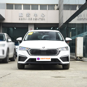 <span class=keywords><strong>Skoda</strong></span> <span class=keywords><strong>Octavia</strong></span>: Auto Familiare Premium Europea per Guida Urbana e Viaggi d'Affari, Spaziosa, Confortevole, con Tecnologia Intelligente e Design Pratico - Product Image 3