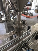 Machine de remplissage et de dosage pour poudre de café, protéines de lactosérum pour bébés, et céréales en conserve