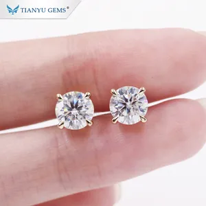 Tianyu रत्न आभूषण 18K पीले सोने 6.6mm बेरंग वीवीएस Moissanite हीरे की बालियों