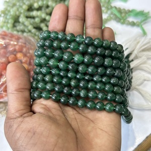 Cuentas de piedras preciosas redondas de 8 mm de Aventurina verde oscuro de la mejor calidad para la fabricación de joyas disponibles para la venta desde la India - Product Image 2